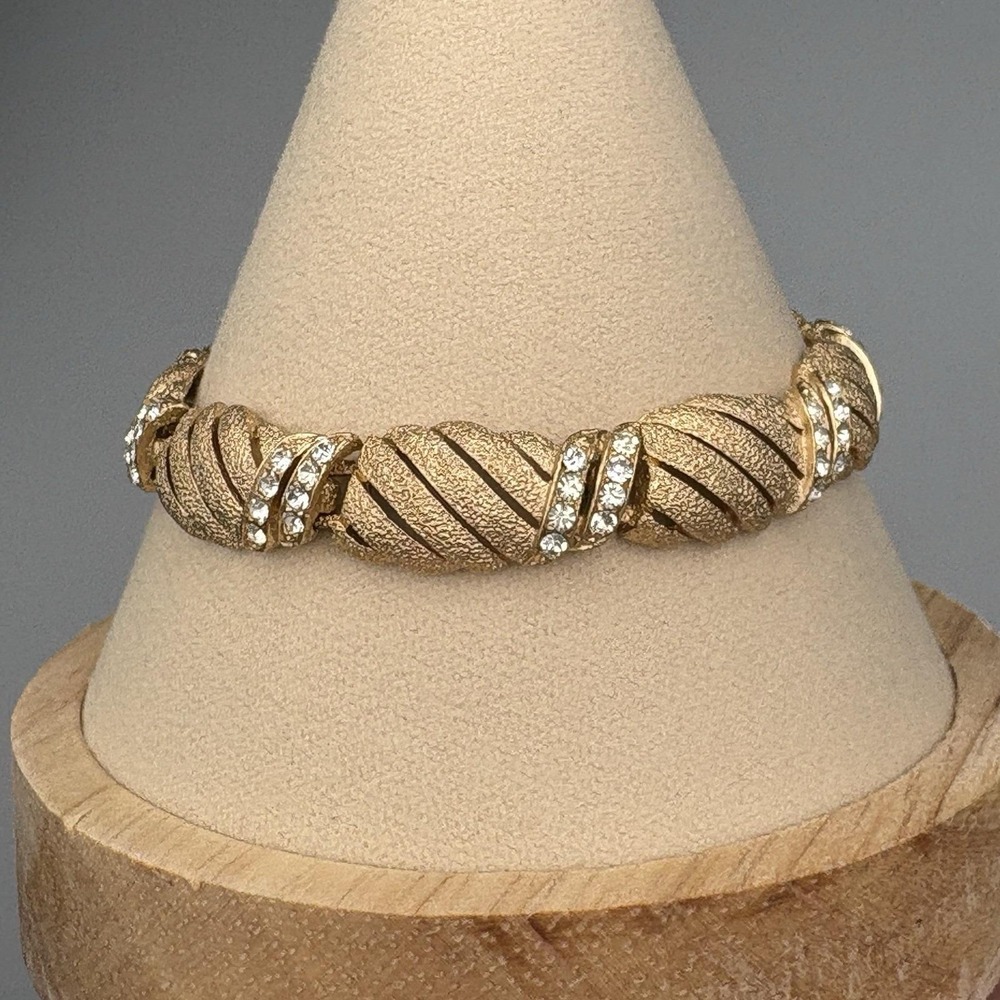 Vintage Trifari Bracelet Gold Tone Faux Rhinestones Textured MCM Elegant